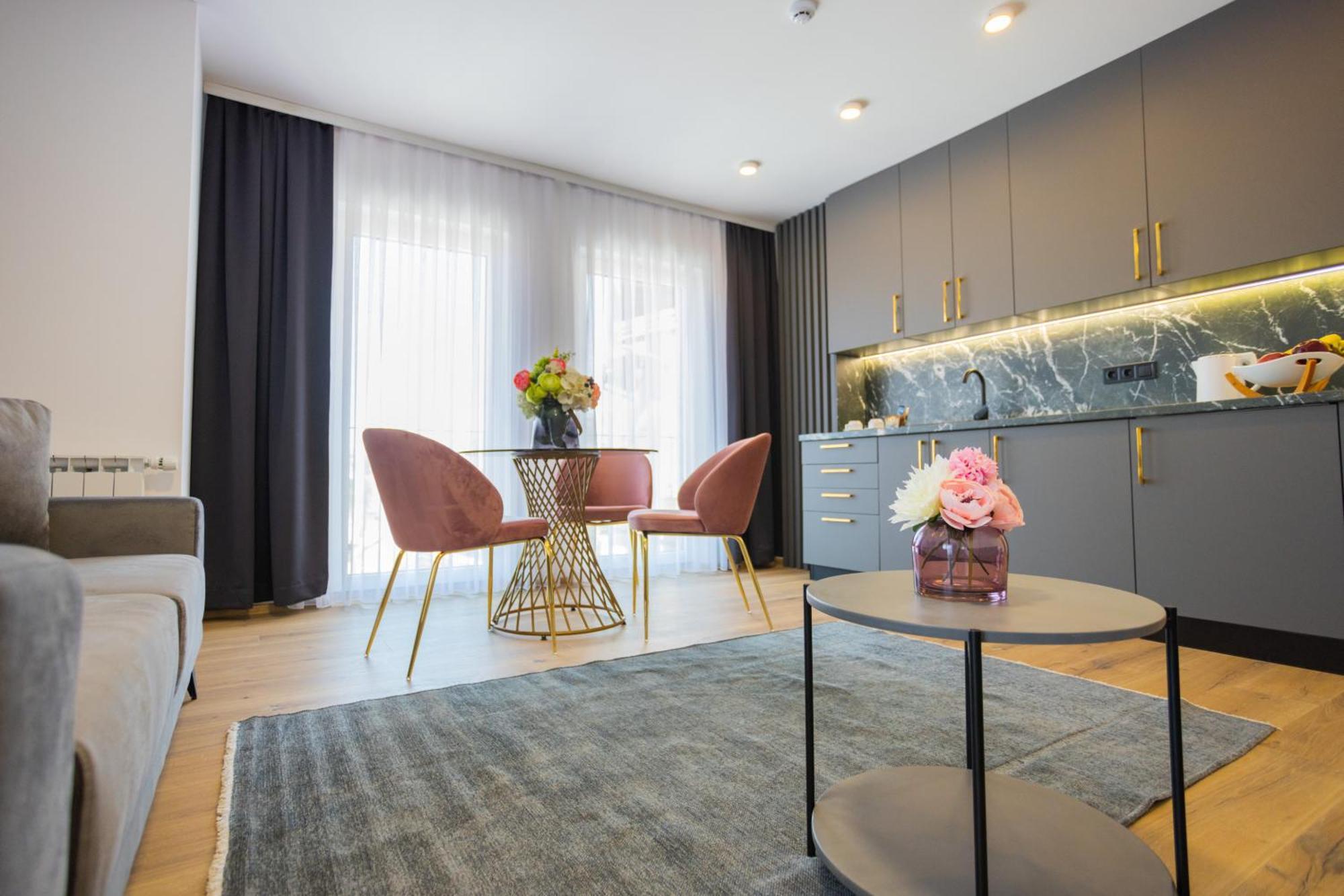 شقة Happy House Old Town Luxury سراييفو المظهر الخارجي الصورة